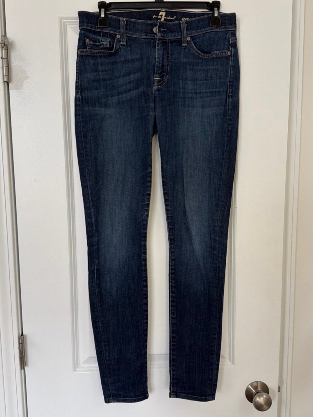 7 For All Mankind skinny jeans Size 29.